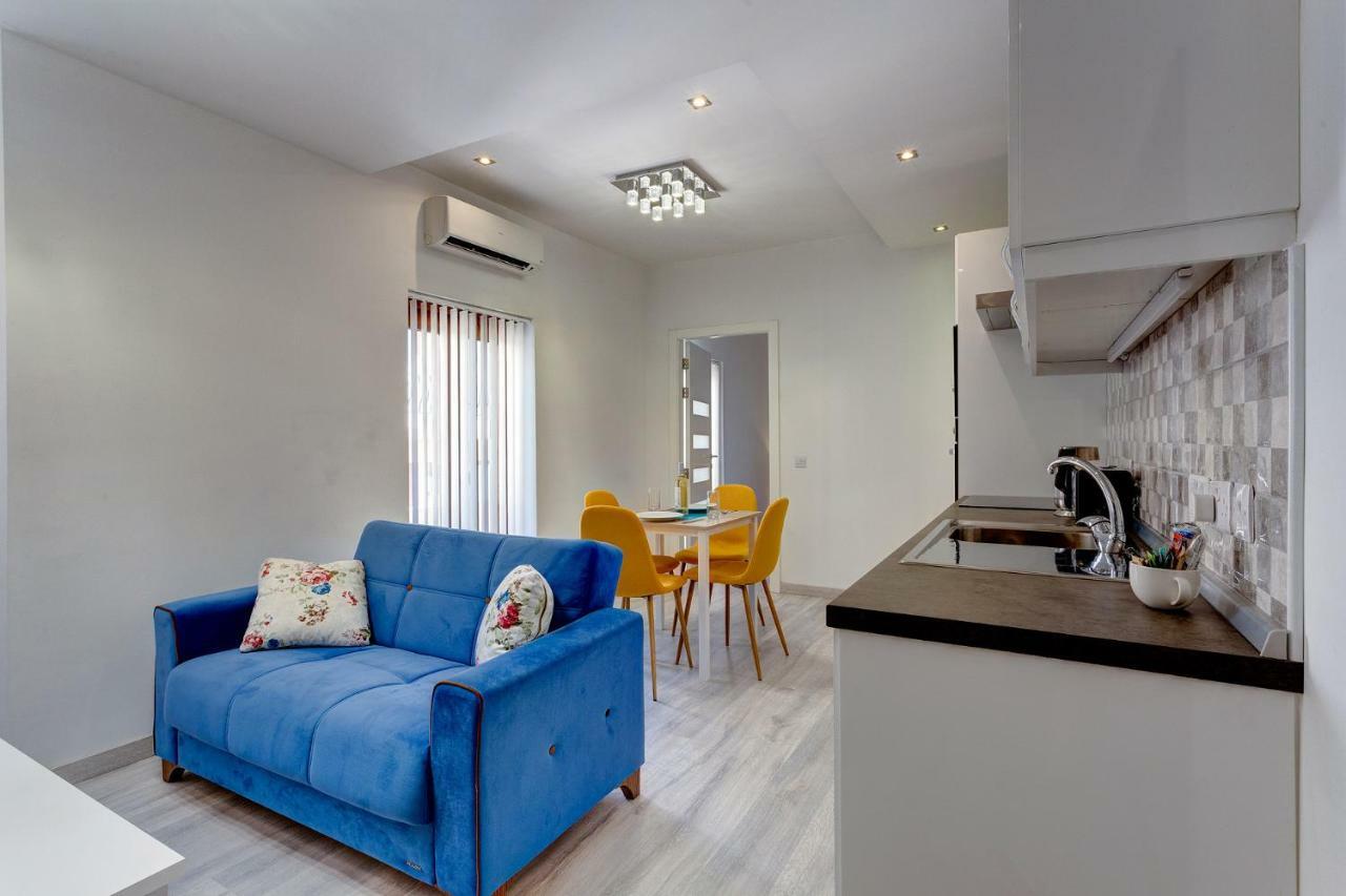Modern Apartment Just Off The Promenade 슬리에마 외부 사진